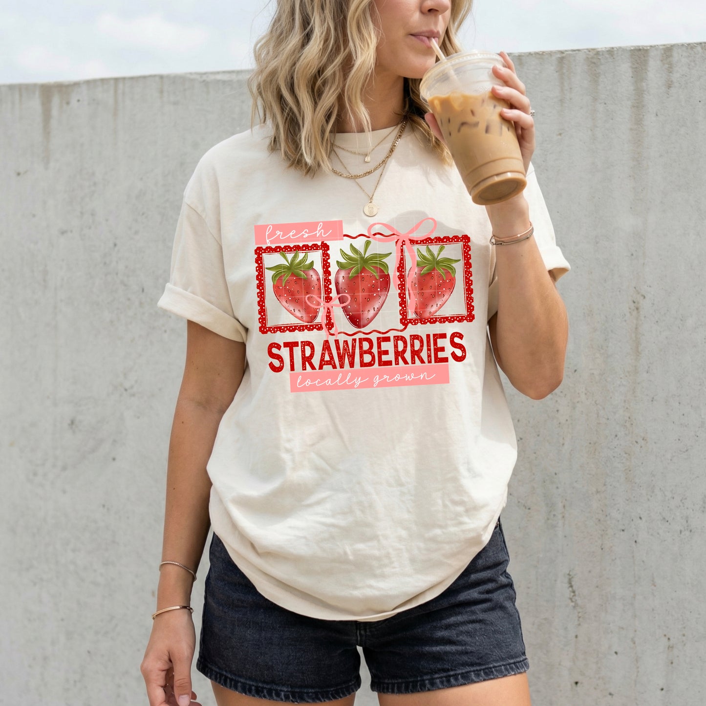 Fresh Strawberries DTF